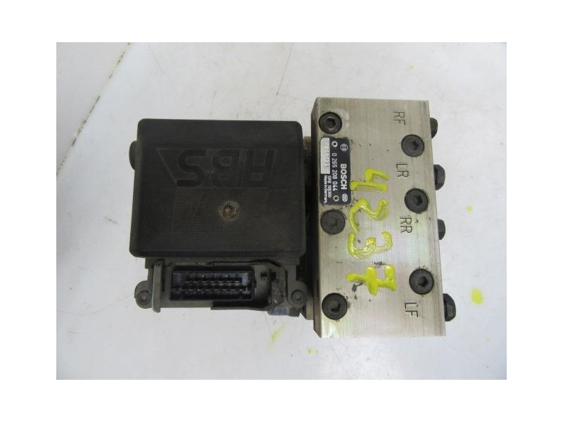 Recambio de abs : rover 220 : 2.0 g -20t4h (136cv)coupe [1996] para rover  220 2.0 g -20t4h coupe referencia OEM IAM 0265208044 