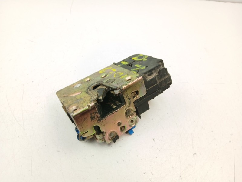 Recambio de cerradura puerta delantera izquierda para peugeot partner 1.9 d referencia OEM IAM 9135P1  