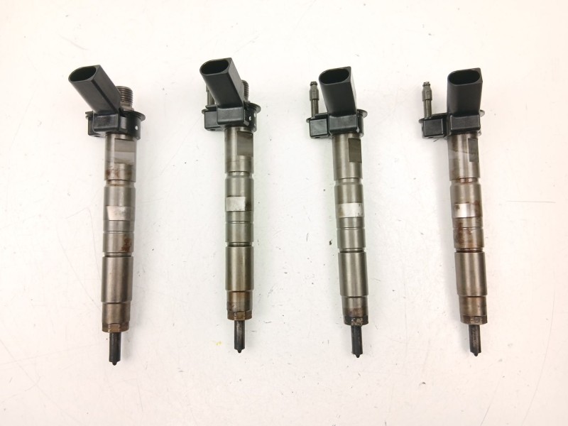 Recambio de inyectores juego para bmw 3 (e90) 320 d referencia OEM IAM 7797877  