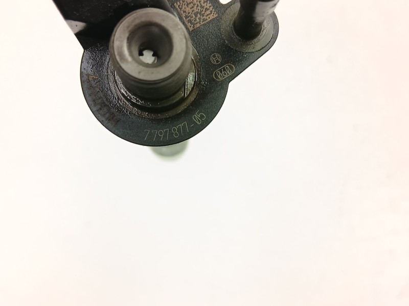 Recambio de inyectores juego para bmw 3 (e90) 320 d referencia OEM IAM 7797877  