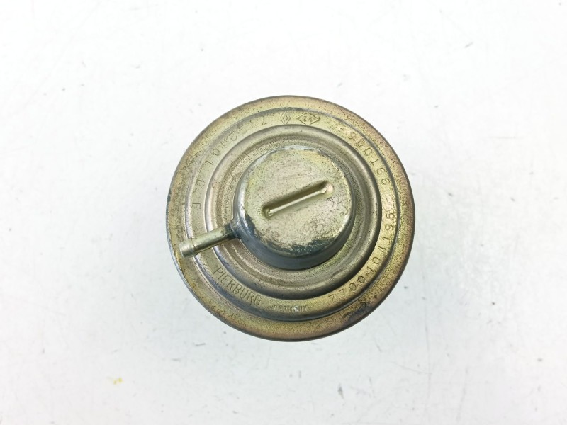Recambio de valvula egr para renault laguna i (b56_, 556_) 2.2 dt (b569) referencia OEM IAM 7700104195  
