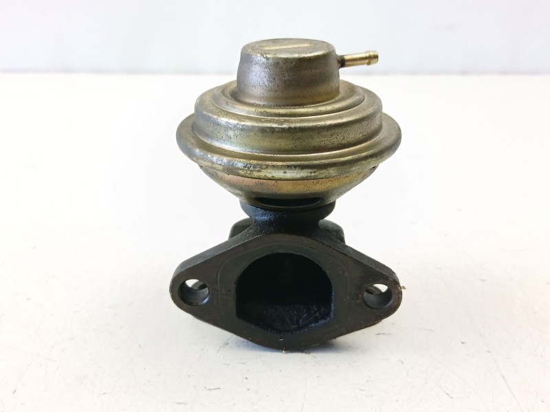 Recambio de valvula egr para renault laguna i (b56_, 556_) 2.2 dt (b569) referencia OEM IAM 7700104195  