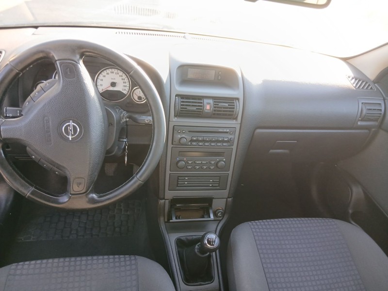 opel astra g hatchback (t98) del año 2003