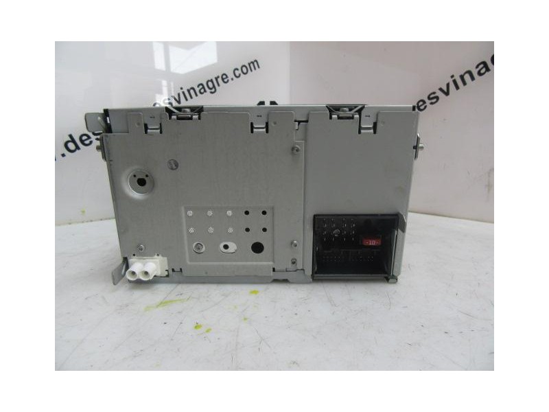 Recambio de equipo musica radio cd : volkswagen passat : 2.0 tdi 4p (140 cv) [2013] para volkswagen passat 2.0 tdi (140 cv) refe