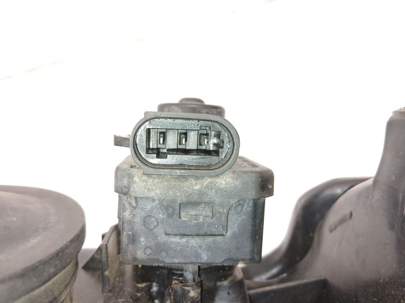 Recambio de faro derecho para renault laguna i (b56_, 556_) 2.2 dt (b569) referencia OEM IAM 7701047881  