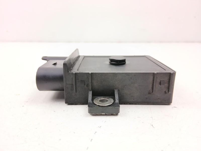 Recambio de caja calentadores para bmw x5 (e70) xdrive 35 d referencia OEM IAM 7801201 0522140101 