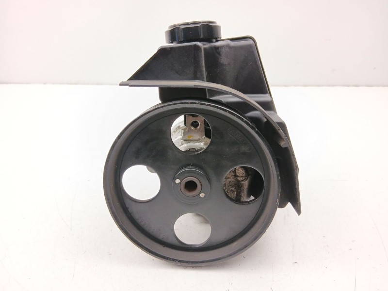 Recambio de bomba direccion para peugeot 206 hatchback (2a/c) 1.4 i referencia OEM IAM 9631411580 26064217 