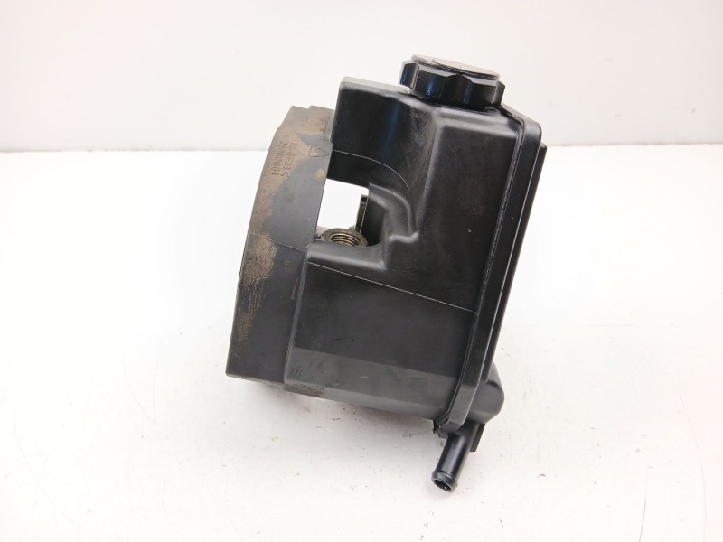 Recambio de bomba direccion para peugeot 206 hatchback (2a/c) 1.4 i referencia OEM IAM 9631411580 26064217 