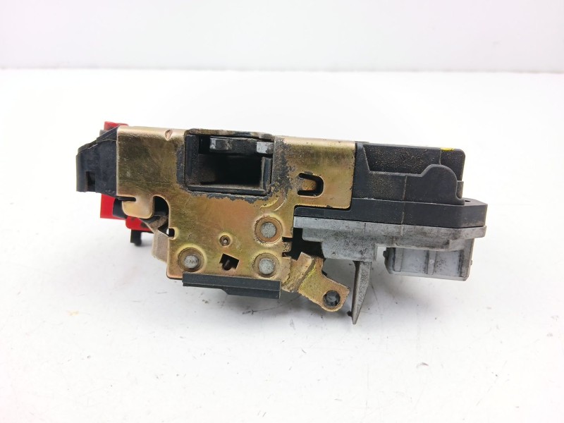 Recambio de cerradura puerta trasera izquierda para citroën xsara (n1) 1.9 td referencia OEM IAM 913769  