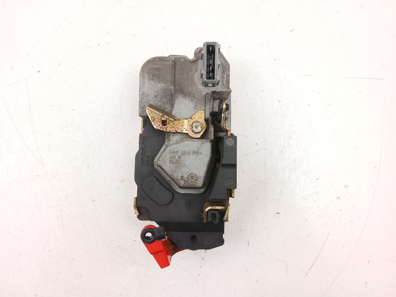 Recambio de cerradura puerta trasera derecha para citroën xsara (n1) 1.9 td referencia OEM IAM 913884  