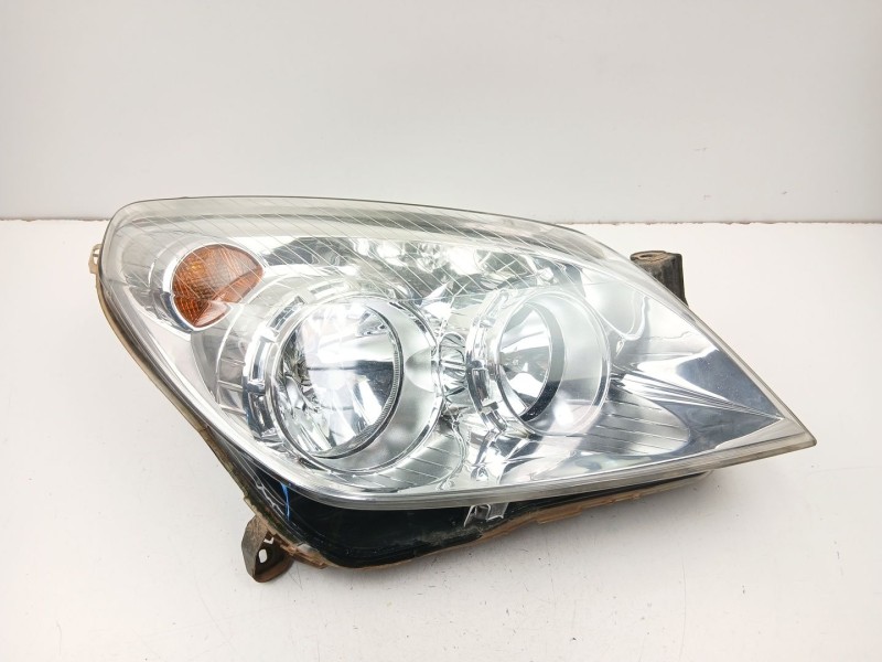 Recambio de faro derecho para opel astra h (a04) 1.7 cdti (l48) referencia OEM IAM 13239289  