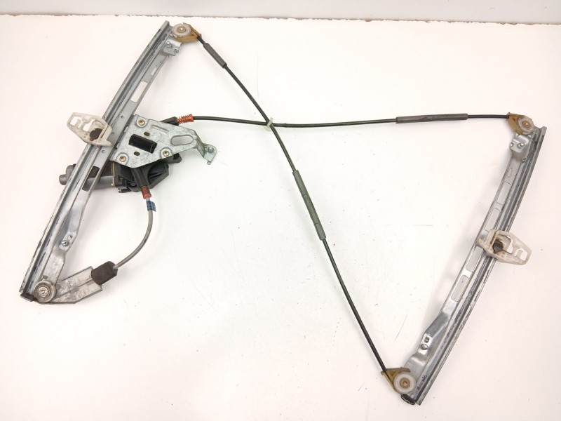 Recambio de elevalunas delantero izquierdo para peugeot 206 hatchback (2a/c) 1.4 i referencia OEM IAM 9221E5  