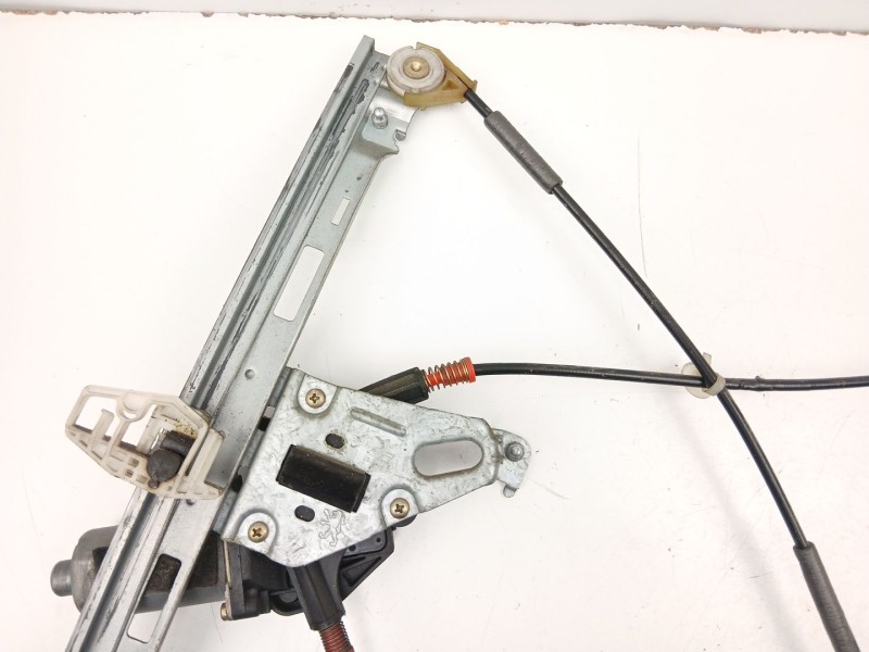 Recambio de elevalunas delantero izquierdo para peugeot 206 hatchback (2a/c) 1.4 i referencia OEM IAM 9221E5  