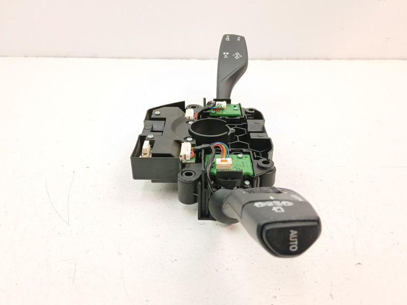 Recambio de mando luces y limpias para bmw x1 (f48) xdrive 20 d referencia OEM IAM 9368601  