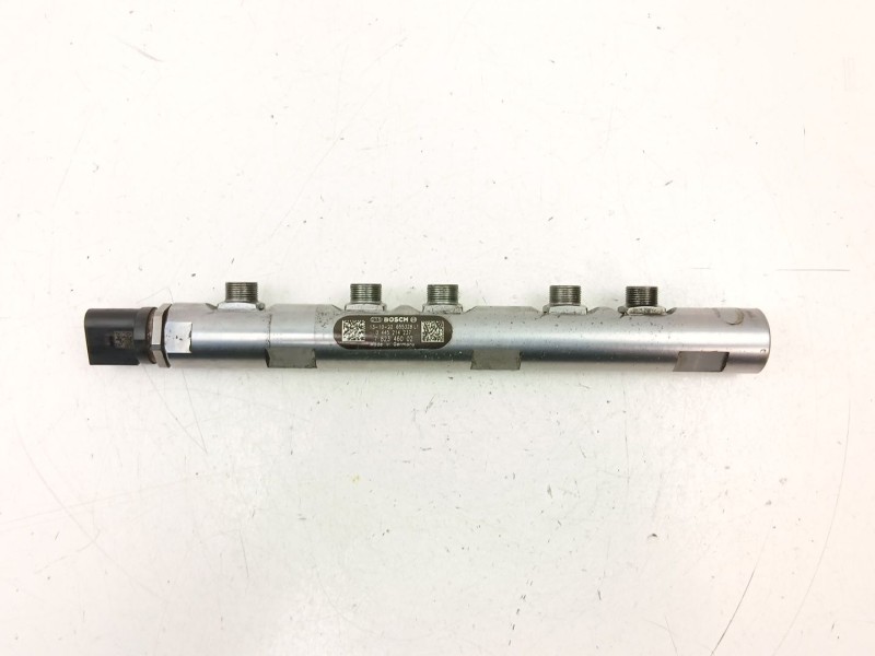 Recambio de rampa inyectora para mini mini countryman (r60) cooper sd referencia OEM IAM 7823460 0445214237 