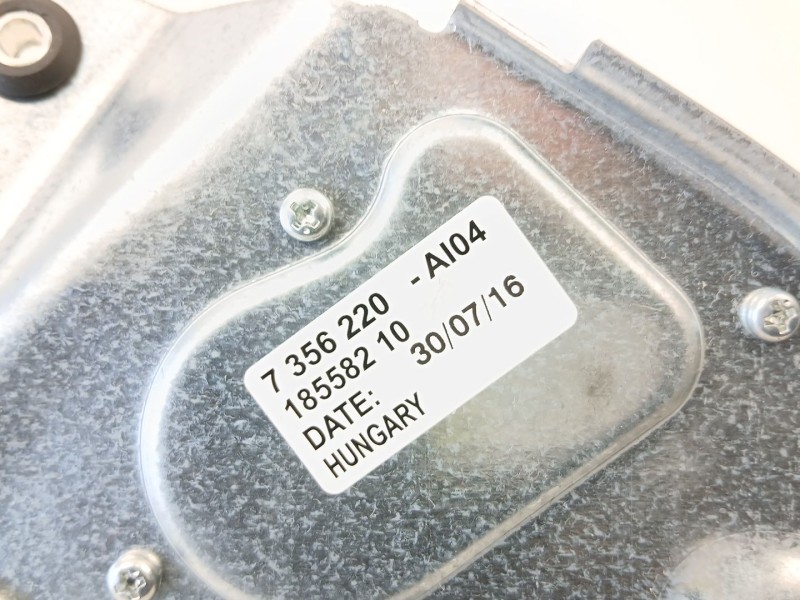 Recambio de motor limpia trasero para bmw x1 (f48) xdrive 20 d referencia OEM IAM 7356220  