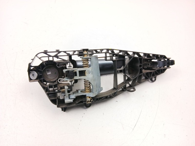 Recambio de manilla trasera izquierda para bmw x1 (f48) xdrive 20 d referencia OEM IAM 51217401209  
