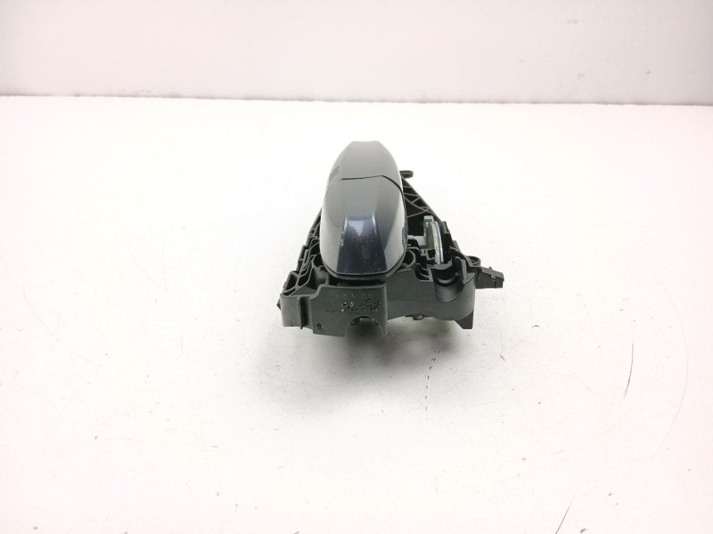 Recambio de manilla delantera derecha para bmw x1 (f48) xdrive 20 d referencia OEM IAM 51217401212  