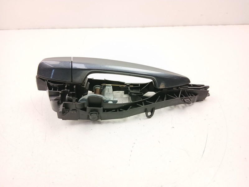 Recambio de manilla delantera derecha para bmw x1 (f48) xdrive 20 d referencia OEM IAM 51217401212  