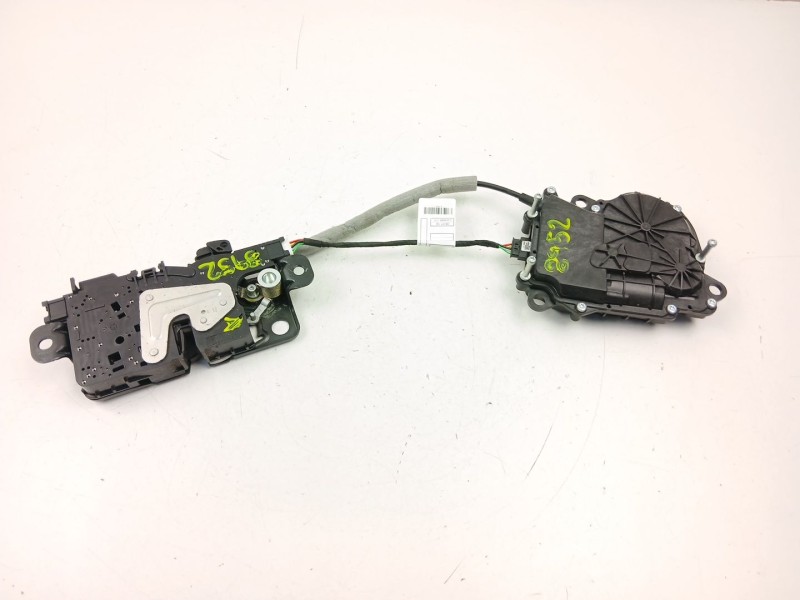 Recambio de cerradura maletero porton para bmw x1 (f48) xdrive 20 d referencia OEM IAM 7357112  7374006