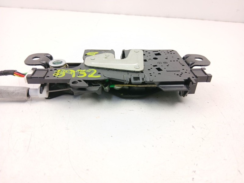 Recambio de cerradura maletero porton para bmw x1 (f48) xdrive 20 d referencia OEM IAM 7357112  7374006