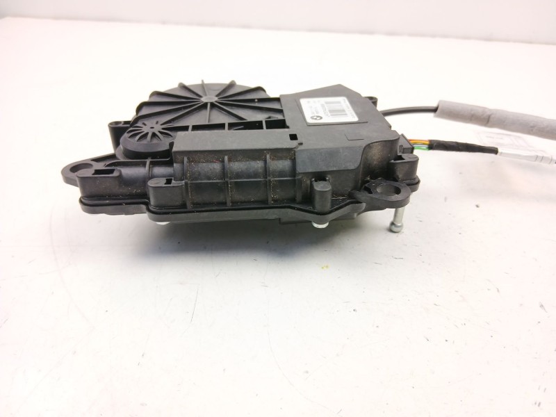 Recambio de cerradura maletero porton para bmw x1 (f48) xdrive 20 d referencia OEM IAM 7357112  7374006