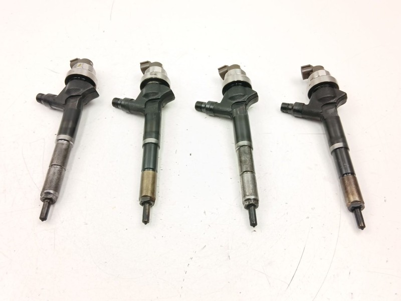 Recambio de inyectores juego para opel astra h (a04) 1.7 cdti (l48) referencia OEM IAM 8973762703  