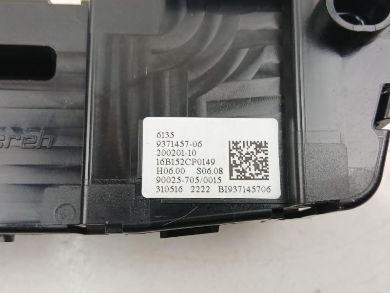 Recambio de radio cd/mp3 para bmw x1 (f48) xdrive 20 d referencia OEM IAM 9387451 9371457 6822582