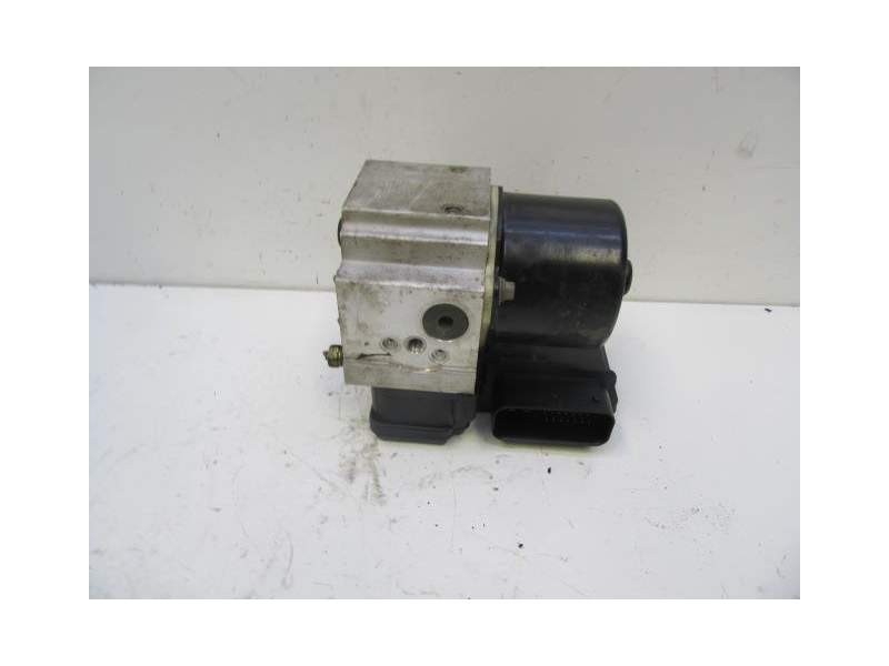 Recambio de abs para kia carnival i (up, fl) 2.9 tdi referencia OEM IAM BC92650606ADI  