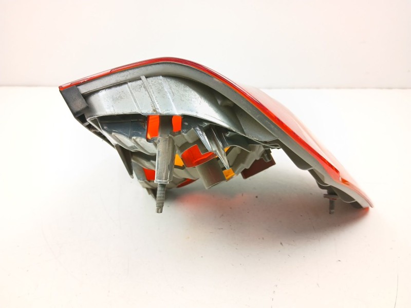 Recambio de piloto trasero izquierdo para bmw 3 (e46) 316 i referencia OEM IAM 63216946533  