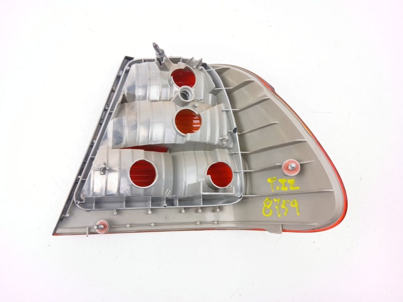 Recambio de piloto trasero izquierdo para bmw 3 (e46) 316 i referencia OEM IAM 63216946533  