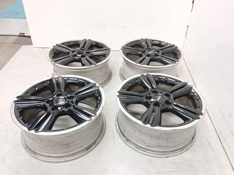 Recambio de juego llantas para mini mini countryman (r60) cooper sd referencia OEM IAM 9803727  