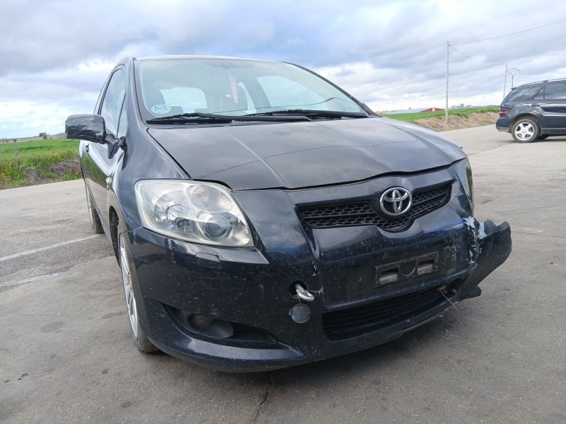 toyota auris (_e15_) del año 2006