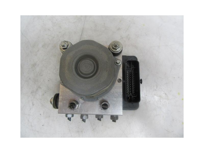 Recambio de abs : renault clio : 1.5 dci [2015] para renault clio 1.5 dci referencia OEM IAM 476605492R  