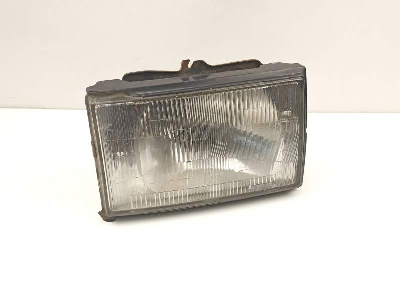 Recambio de faro derecho para opel monterey 3.1 turbodiesel referencia OEM IAM 94358888  