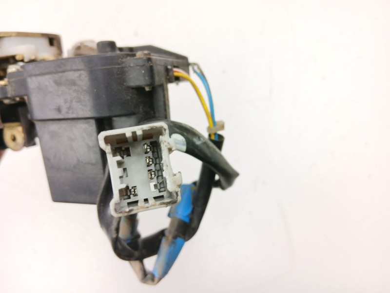 Recambio de cerradura puerta delantera derecha para rover 600 i (rh) 620 sdi referencia OEM IAM FQJ101150  