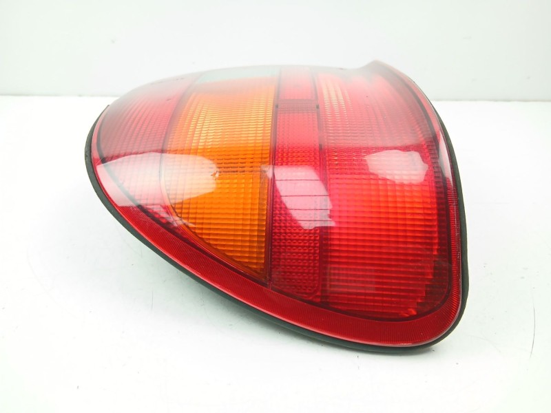 Recambio de piloto trasero izquierdo para rover 600 i (rh) 620 sdi referencia OEM IAM XFB100930  