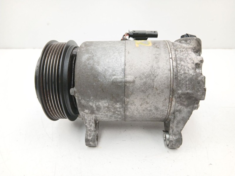 Recambio de compresor aire acondicionado para bmw x1 (f48) xdrive 20 d referencia OEM IAM 64525A3F1D2  