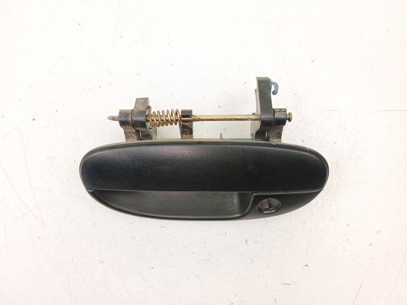 Recambio de manilla delantera izquierda para daewoo lanos (klat) 1.3 referencia OEM IAM 96226249  