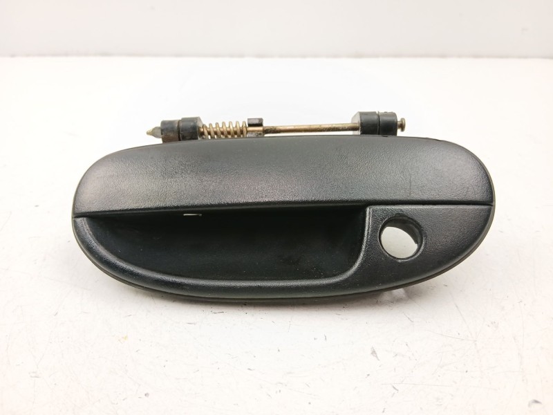 Recambio de manilla delantera izquierda para daewoo lanos (klat) 1.3 referencia OEM IAM 96226249  