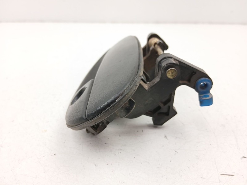 Recambio de manilla delantera izquierda para daewoo lanos (klat) 1.3 referencia OEM IAM 96226249  