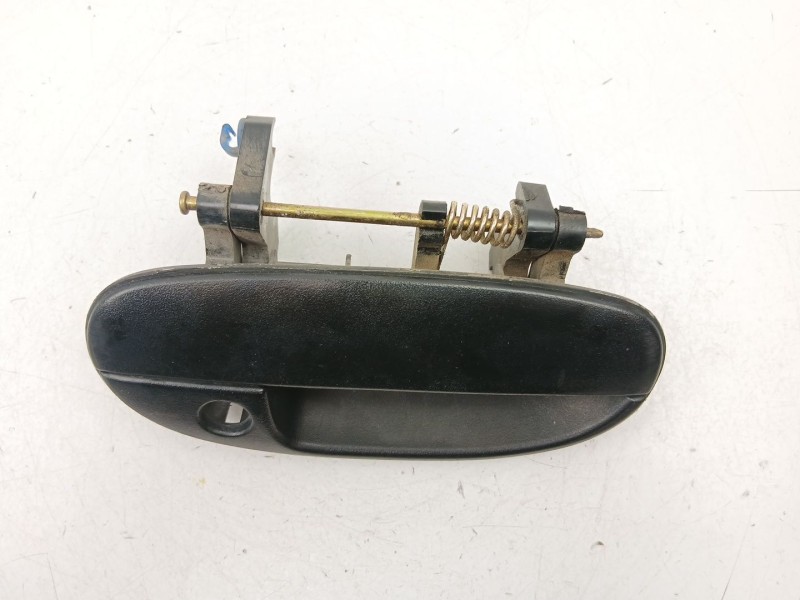 Recambio de manilla delantera derecha para daewoo lanos (klat) 1.3 referencia OEM IAM 96226250  