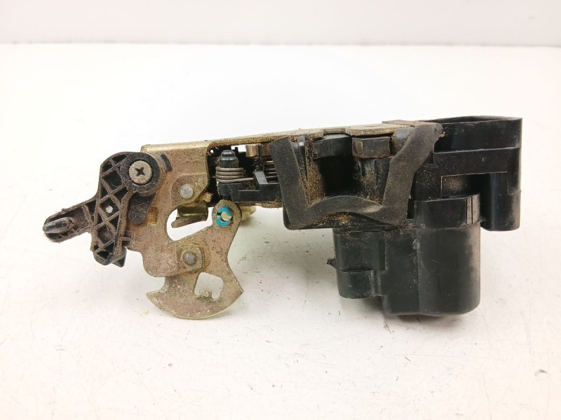 Recambio de cerradura puerta trasera izquierda para daewoo lanos (klat) 1.3 referencia OEM IAM 96305413  