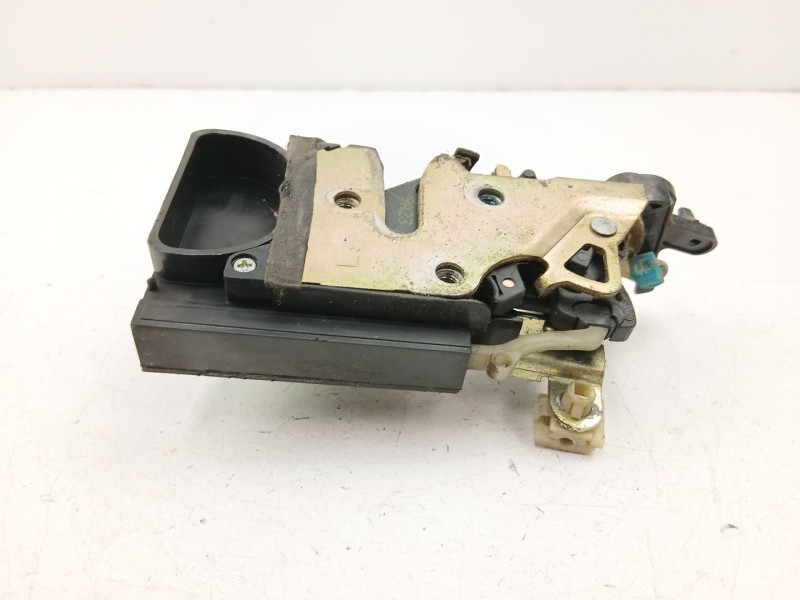 Recambio de cerradura puerta trasera izquierda para daewoo lanos (klat) 1.3 referencia OEM IAM 96305413  