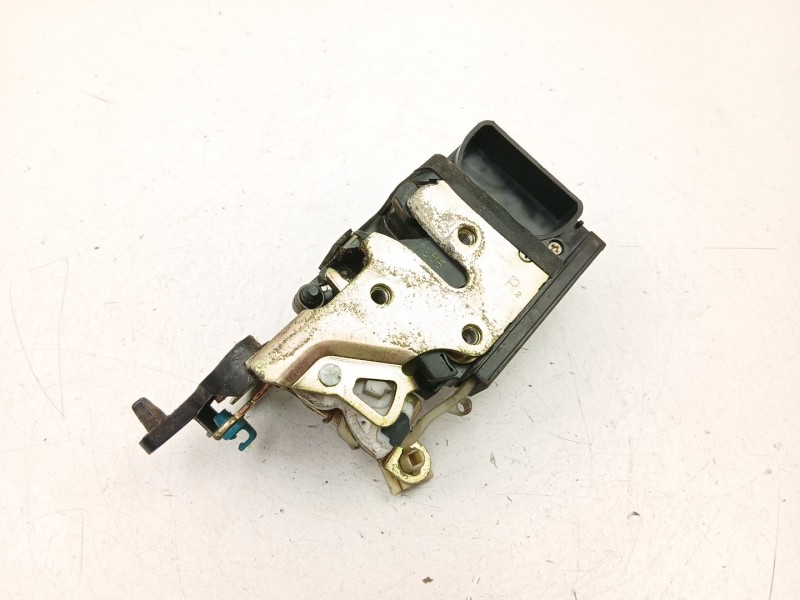 Recambio de cerradura puerta trasera derecha para daewoo lanos (klat) 1.3 referencia OEM IAM 96305414  