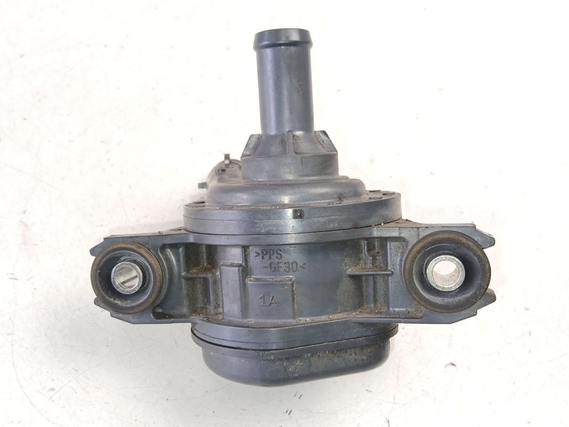 Recambio de bomba agua para toyota yaris (_p13_) 1.5 hybrid (nhp130_) referencia OEM IAM G904052020  