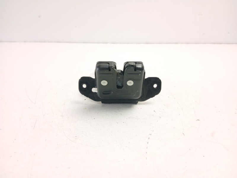 Recambio de cerradura maletero porton para toyota yaris (_p13_) 1.5 hybrid (nhp130_) referencia OEM IAM 6935002090  
