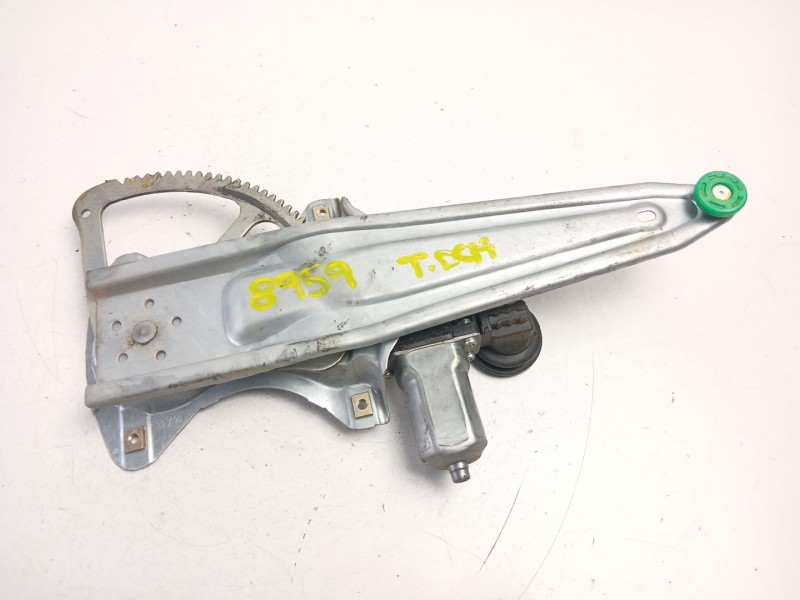 Recambio de elevalunas trasero derecho para toyota yaris (_p13_) 1.5 hybrid (nhp130_) referencia OEM IAM 698300D220  