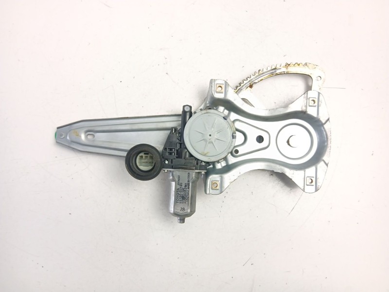 Recambio de elevalunas trasero derecho para toyota yaris (_p13_) 1.5 hybrid (nhp130_) referencia OEM IAM 698300D220  