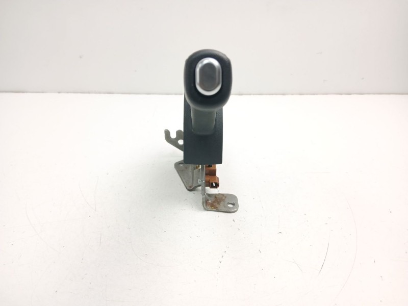 Recambio de palanca freno de mano para toyota yaris (_p13_) 1.5 hybrid (nhp130_) referencia OEM IAM 462100D251B5  